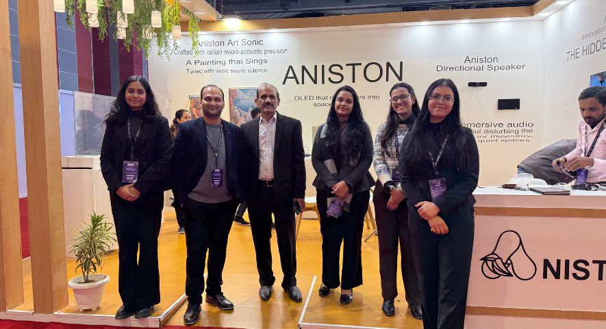 Aniston at ACETECH Exhibition